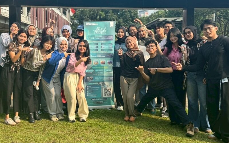 AIESEC in UPNVJ Open Booth Wisuda UPNVJ JCC